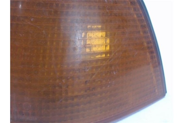 Recambio de intermitente delantero izquierdo para bmw serie 3 berlina (e36) referencia OEM IAM 1387043 155051  Recambio de intermitente delantero izquierdo para bmw serie 3 berlina (e36) referencia OEM IAM 1387043 155051
