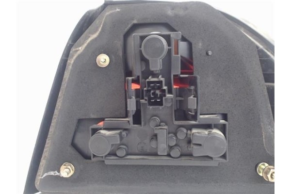 Recambio de piloto trasero izquierdo para saab 9-5 berlina referencia OEM IAM   