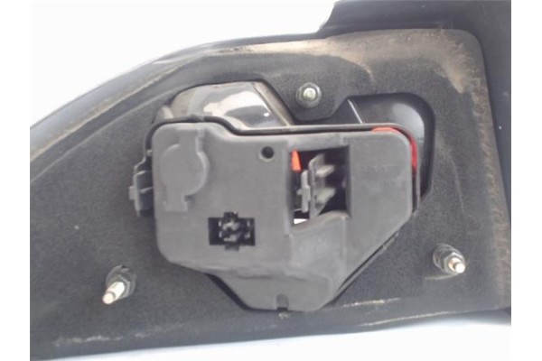 Recambio de piloto trasero derecho para saab 9-3 berlina referencia OEM IAM   