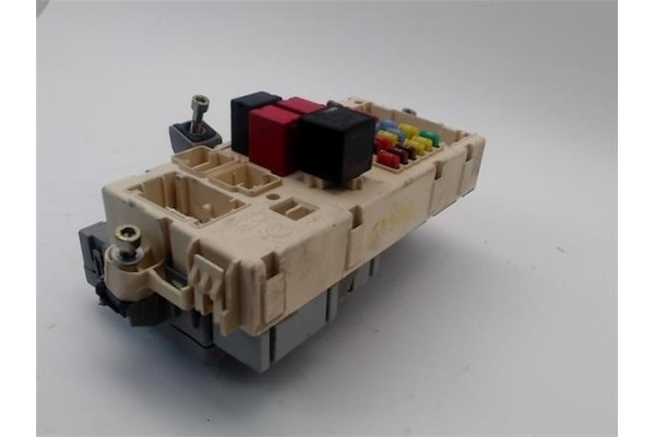Recambio de caja fusibles/rele para alfa romeo gt (125) 1.9 jtd referencia OEM IAM 50513350  