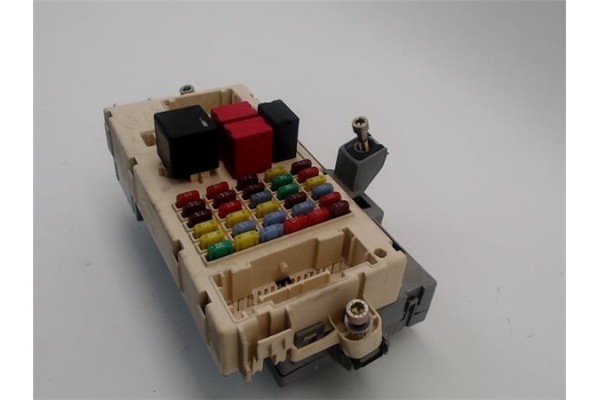Recambio de caja fusibles/rele para alfa romeo gt (125) 1.9 jtd referencia OEM IAM 50513350  
