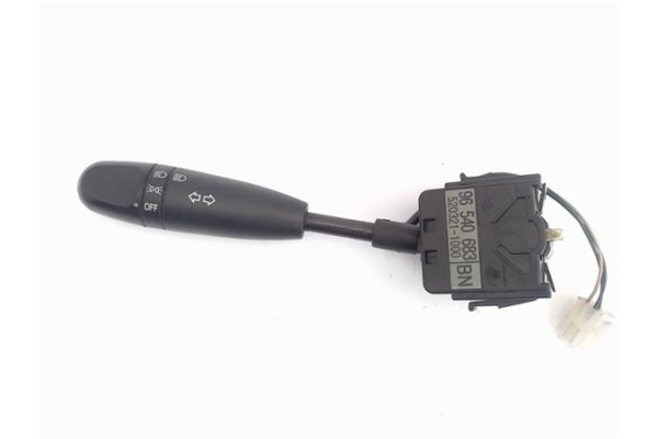 Recambio de mando intermitencia para daewoo kalos 1.4 se referencia OEM IAM 5203211000 96540683 
