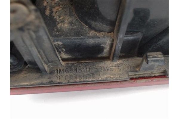 Recambio de piloto trasero izquierdo para seat leon (1m1) referencia OEM IAM 1M6945095A 45208DY2 