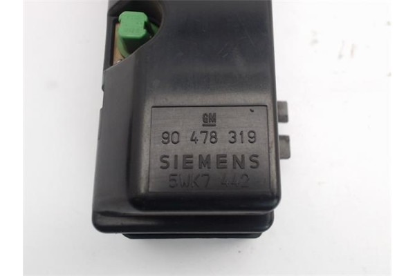 Recambio de reloj horario para opel astra f berlina referencia OEM IAM 90478319 5WK7442 
