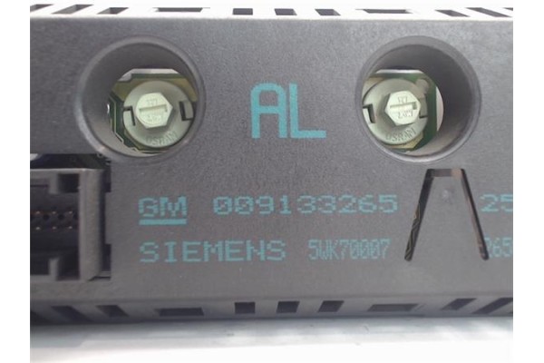 Recambio de reloj horario para opel astra g berlina referencia OEM IAM 009133265 5WK70007 