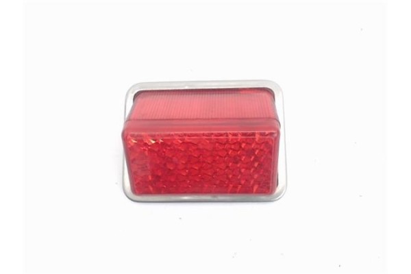 Recambio de reflectante paragolpes trasero para seat 132 2.0 d referencia OEM IAM   