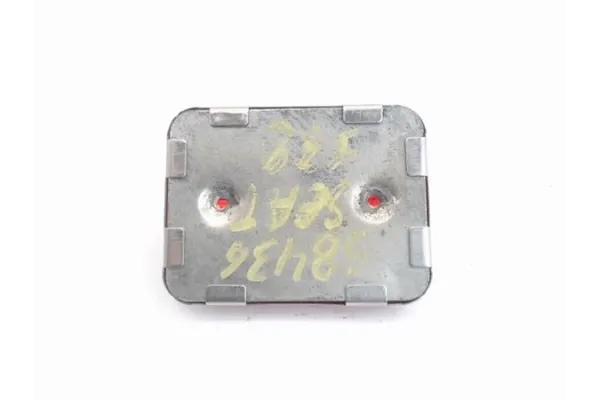 Recambio de reflectante paragolpes trasero para seat 132 2.0 d referencia OEM IAM   