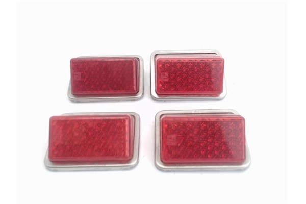 Recambio de reflectante paragolpes trasero para seat 132 2.0 d referencia OEM IAM   