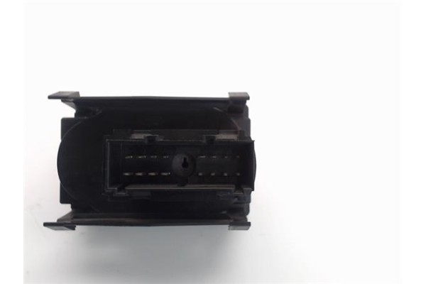 Recambio de mando de luces para ford focus berlina (cap) referencia OEM IAM 4M5T13A024LA  