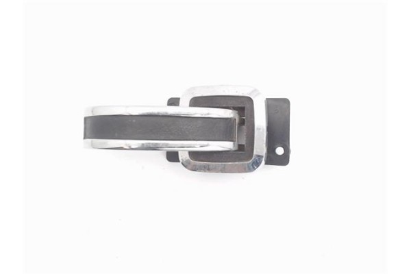 Recambio de manilla int. puerta trasero izquierda para seat 132 2.0 d referencia OEM IAM   