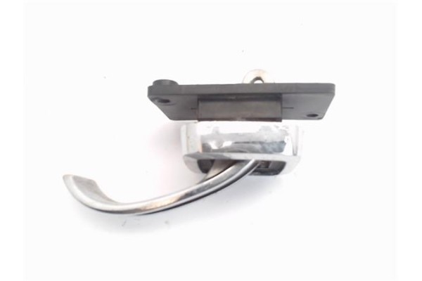 Recambio de manilla int. puerta trasero izquierda para seat 132 2.0 d referencia OEM IAM   