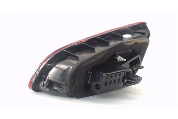 Recambio de piloto porton trasero izquierdo para volkswagen golf vii (5g1/be1) híbrido gte referencia OEM IAM 5G0945307F 8124010