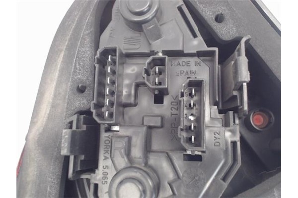 Recambio de piloto trasero derecho para seat leon (1m1) referencia OEM IAM 1M6945096B 45209DY2 