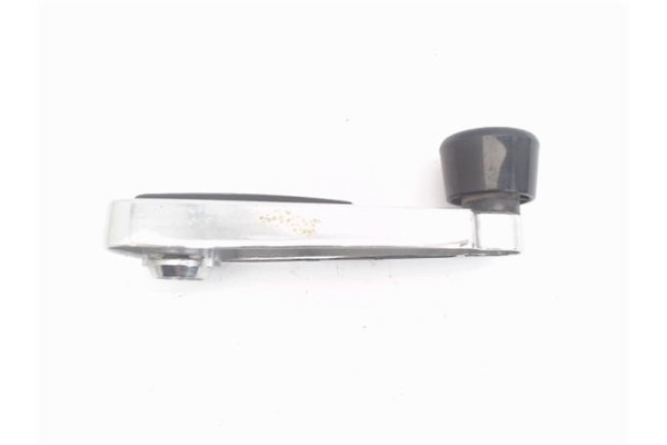 Recambio de manilla elevalunas trasero derecha para seat 132 2.0 d referencia OEM IAM   