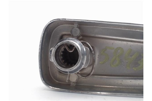 Recambio de manilla elevalunas trasero izquierda para seat 132 2.0 d referencia OEM IAM   