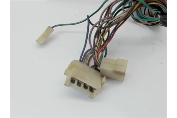 Recambio de mando intermitencia para seat 132 2.0 d referencia OEM IAM 335107  