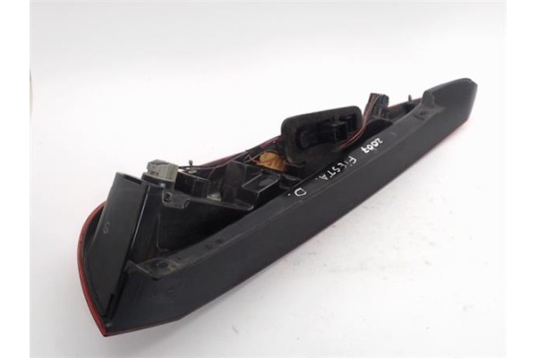 Recambio de piloto trasero derecho para ford fiesta (cbk) referencia OEM IAM RS1022A01AR00F00 10876 