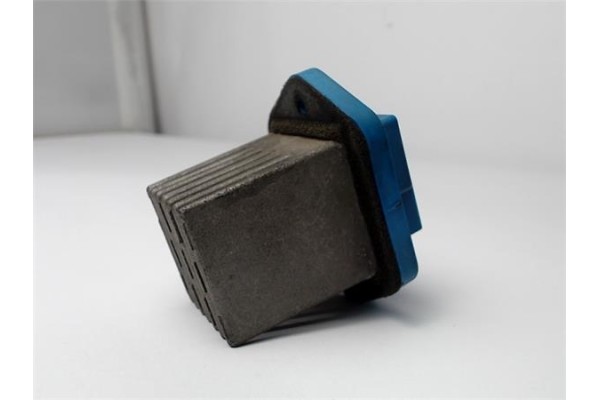 Recambio de regulador ventilador climatizacion para kia sorento 2.5 crdi referencia OEM IAM   