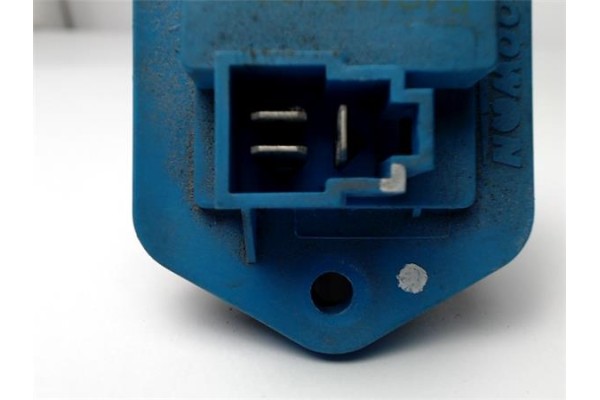 Recambio de regulador ventilador climatizacion para kia sorento 2.5 crdi referencia OEM IAM   