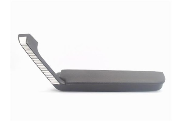 Recambio de moldura puerta delantero derecha para seat 132 2.0 d referencia OEM IAM   