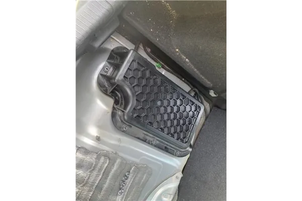 Recambio de tapa bateria para volkswagen golf vii (5g1/be1) híbrido gte referencia OEM IAM 5Q0998844  