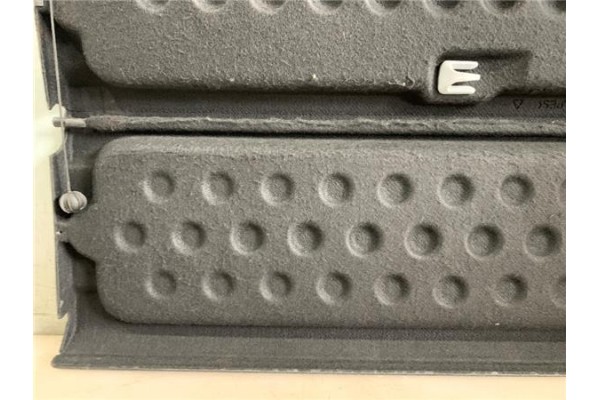 Recambio de bandeja trasero para skoda octavia berlina (1z3) 1.9 tdi referencia OEM IAM DMA610001  