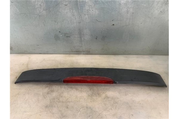 Recambio de aleron trasero para renault clio ii fase i (b/cb0) 1.2 (b/cb0f, b/cb0a, b/cb10, b/cb1k, b/cb2d, b/cb2h) referencia O