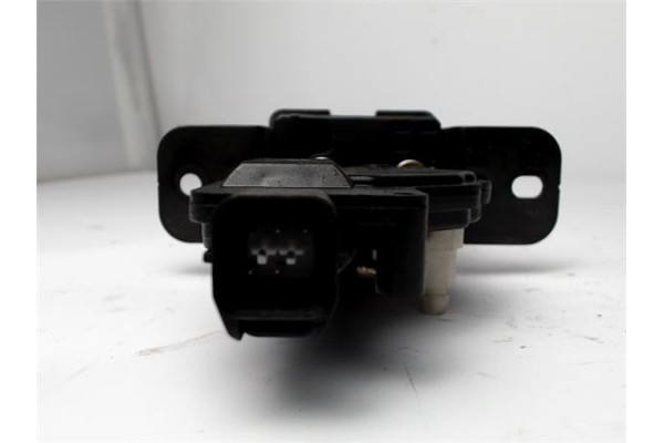Recambio de cerradura porton para kia sorento 2.5 crdi referencia OEM IAM   