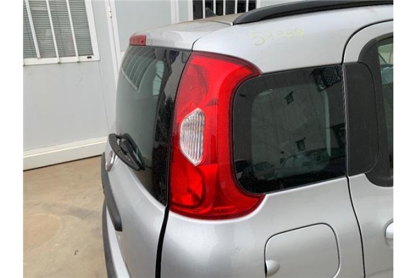 Recambio de piloto trasero derecho para fiat iii panda (319) 1.2 lpg (312pxa1a) referencia OEM IAM 52102350  