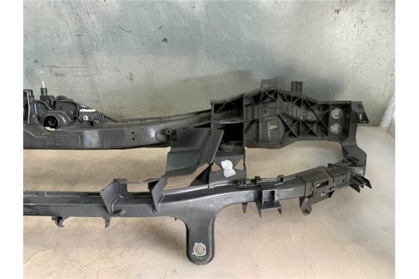 Recambio de frente delantero para ford focus c-max 1.6 tdci referencia OEM IAM 3M518B041AZ 1508632 