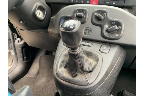 Recambio de pomo palanca cambio para fiat iii panda (319) 1.2 lpg (312pxa1a) referencia OEM IAM 46314403 50295114 