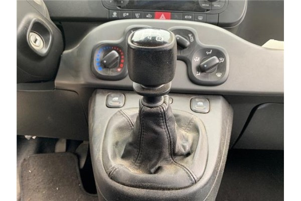 Recambio de pomo palanca cambio para fiat iii panda (319) 1.2 lpg (312pxa1a) referencia OEM IAM 46314403 50295114 