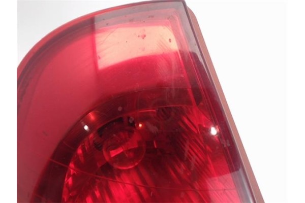 Recambio de piloto trasero izquierdo para renault clio i fase i+ii (b/c57) referencia OEM IAM 8200071413 89023922 8200917488 , R