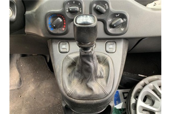 Recambio de pomo palanca cambio para fiat iii panda (319) 1.2 lpg (312pxa1a) referencia OEM IAM 46314403 50295114 