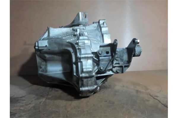 Recambio de caja cambios manual para toyota corolla verso (r1) 2.2 d-4d luna referencia OEM IAM V3077 MOTOR 2AD-FTV  