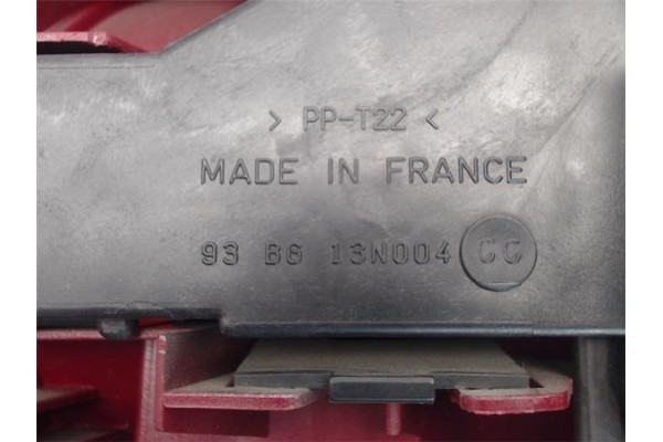 Recambio de piloto trasero derecho para ford mondeo fd berl./turnier referencia OEM IAM 93BGI3N004CC 91023 