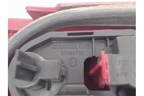 Recambio de piloto trasero derecho para alfa romeo 146 referencia OEM IAM 37181751 37180748 