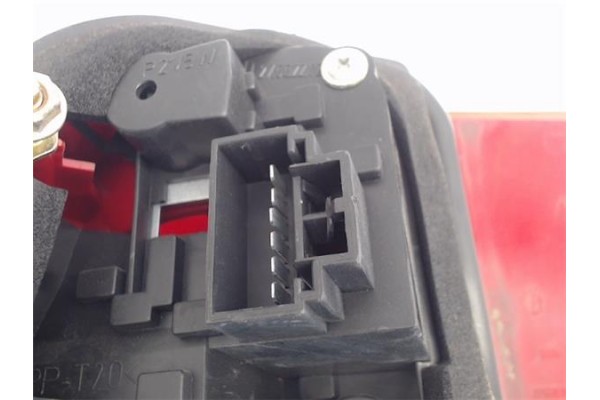 Recambio de piloto trasero derecho para fiat nuevo multipla (186) referencia OEM IAM 51720552 B318 