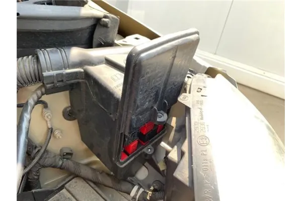 Recambio de tapa caja rele para fiat iii panda (319) 1.2 lpg (312pxa1a) referencia OEM IAM 51884537  