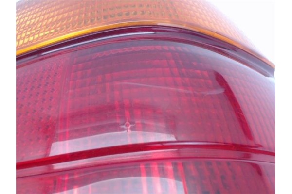 Recambio de piloto trasero derecho para bmw serie 3 compacto (e36) referencia OEM IAM 8357876 50700 