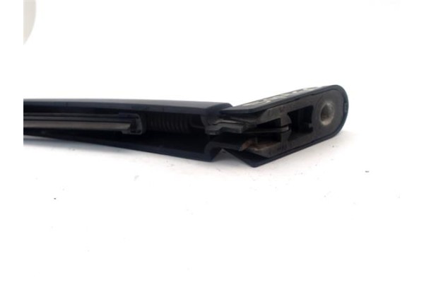 Recambio de brazo limpiaparabrisas trasero para nissan micra (k12e) 1.2 16v referencia OEM IAM 287813U020  