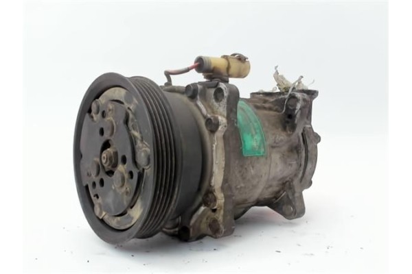 Recambio de compresor aire acond. para rover serie 200 (rf) 1.4 214 si sprite (5-ptas.) referencia OEM IAM 1010  