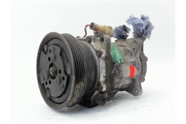 Recambio de compresor aire acond. para rover serie 200 (rf) 1.4 214 si sprite (5-ptas.) referencia OEM IAM 1010F  