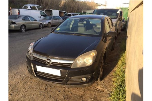 opel astra h berlina del año 2006