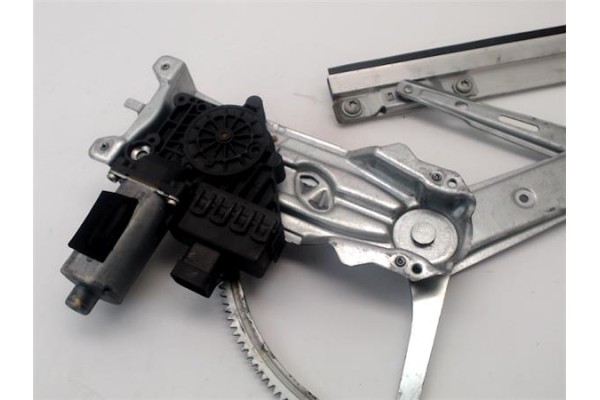 Recambio de elevalunas electrico delantero derecho para opel zafira a 2.0 dti 16v referencia OEM IAM 5140020 2511004638 