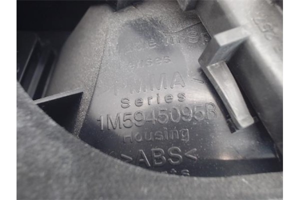 Recambio de piloto trasero izquierdo para seat cordoba berlina (6k2) referencia OEM IAM 1M5945095B 963716 