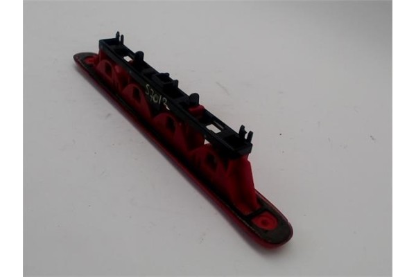 Recambio de luz central de freno para peugeot 107 1.0 básico referencia OEM IAM 1606372780  