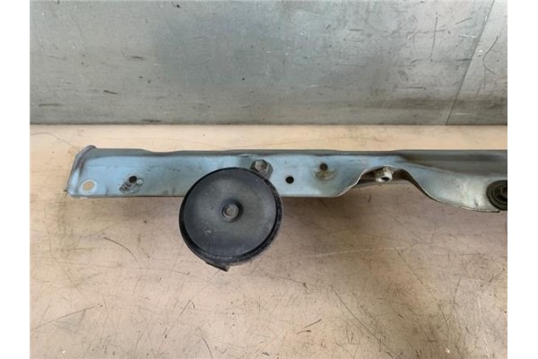 Recambio de frente delantero para toyota yaris (ncp1/nlp1/scp1) 1.4 d-4d referencia OEM IAM 532160D010  