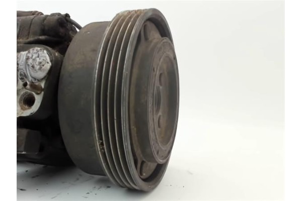 Recambio de compresor aire acond. para bmw serie 3 berlina (e36) 1.6 316i exclusiv edition referencia OEM IAM 64528390228 SS96DI