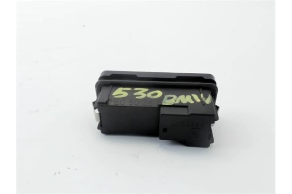 Recambio de interruptor luces emergencia para bmw serie 5 berlina (e39) 3.0 530d referencia OEM IAM 8350947  